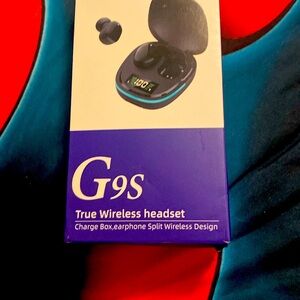 Wireless headset bluetooth